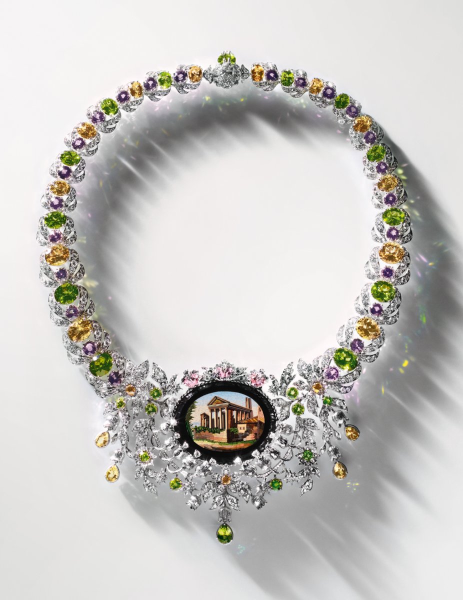 Hortus Deliciarum high jewellery Gucci necklace