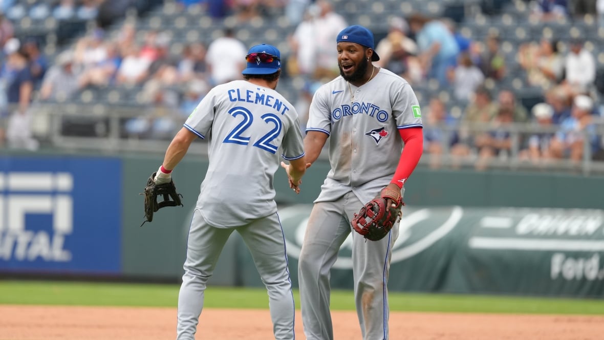 Blue Jays Clinch Playoff Spot, Eye Title