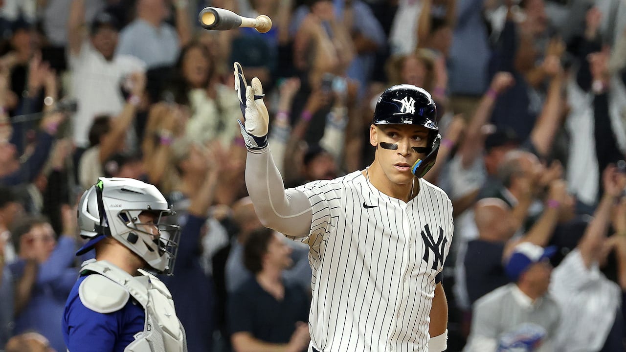 Yankees Rally Past Jays, Force Game 4